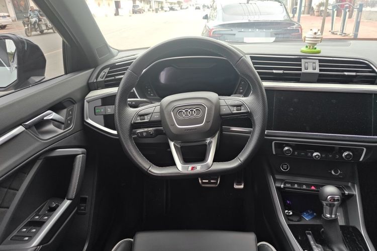 Used Audi Q3 Sportback 2024 40 TFSI Fashion Version Steering Wheel