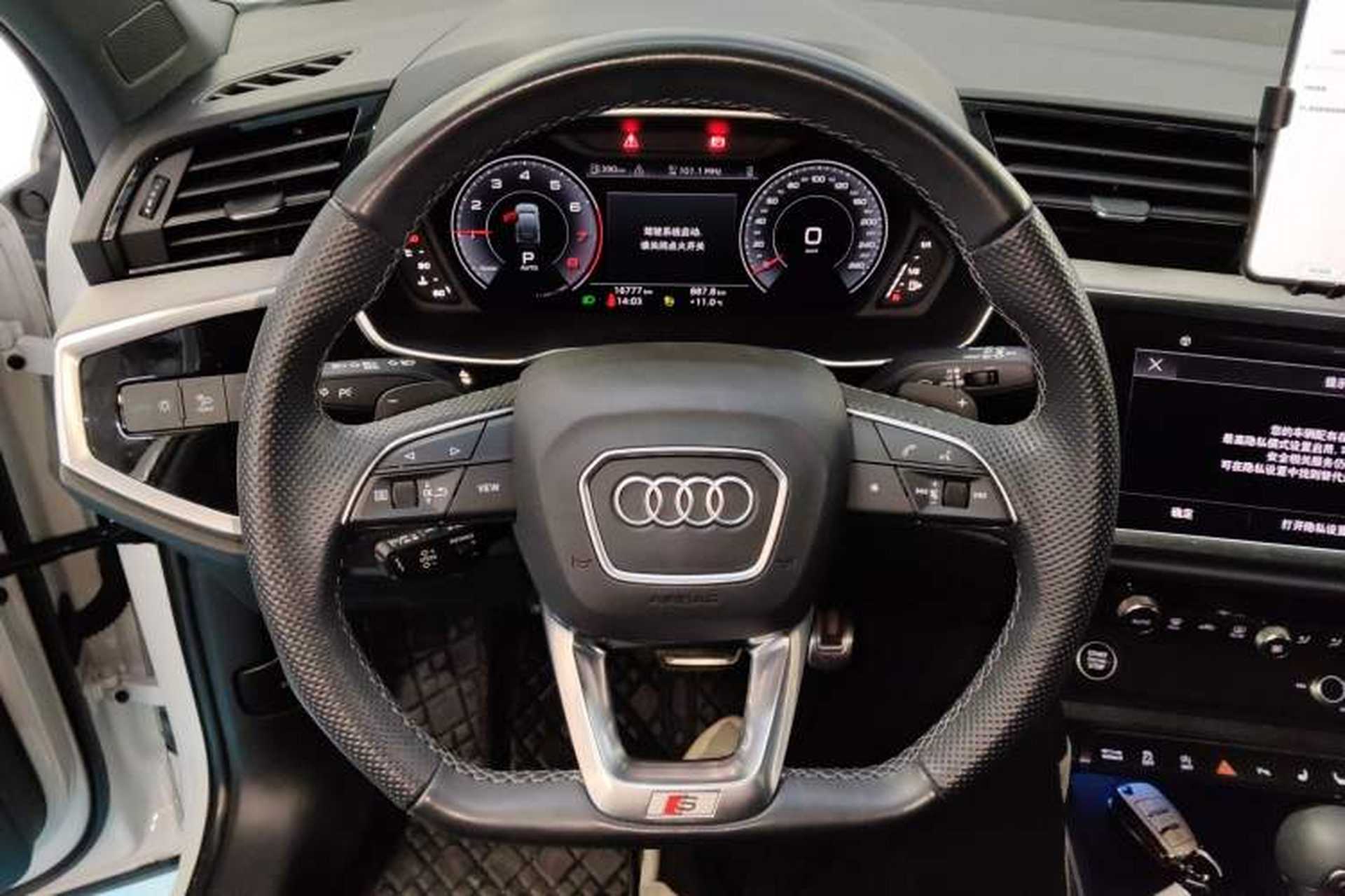 Used Audi Q3 Sportback 2024 40 TFSI Fashion Version Steering Wheel