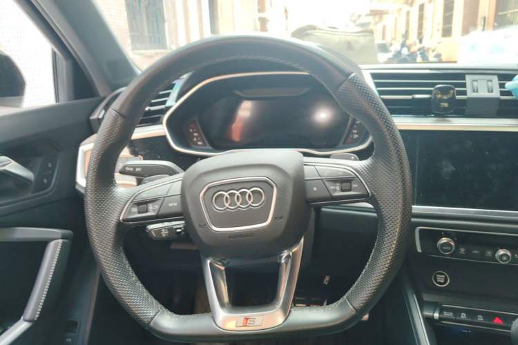 Used Audi Q3 Sportback 2024 40 TFSI Fashion Version Steering Wheel