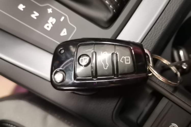 Used Audi Q3 Sportback 2024 40 TFSI Fashion Version Vehicle Key