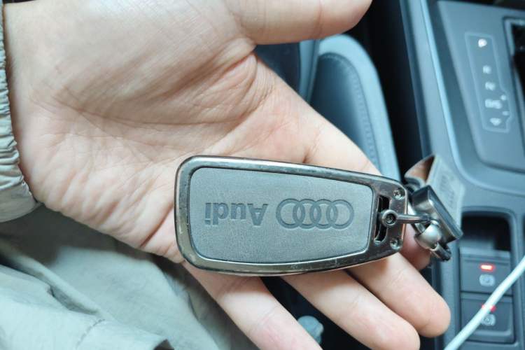 Used Audi Q3 Sportback 2024 40 TFSI Fashion Version Vehicle Key