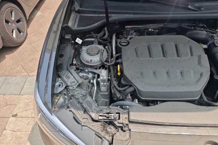 Used Audi Q3 Sportback 2025 quattro 45th Anniversary Edition 40TFSI Fashion Version Engine Bay Right