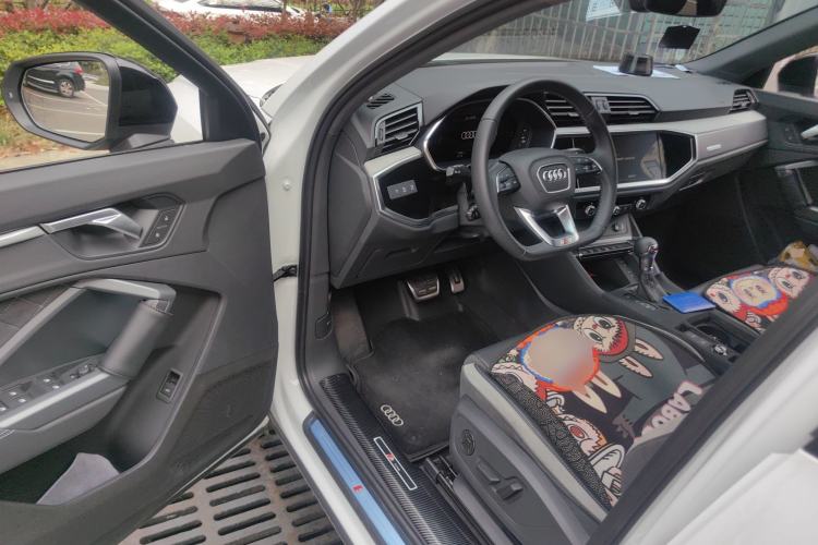 Used Audi Q3 Sportback 2025 quattro 45th Anniversary Edition 40TFSI Fashion Version Driver Seat