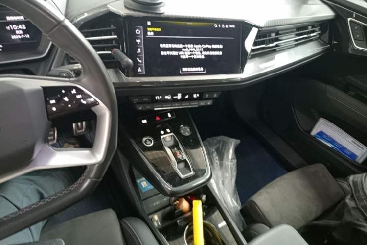 Used Audi Q4 e-tron 2022 40 e-tron Boundary Edition Audio And AC Panel