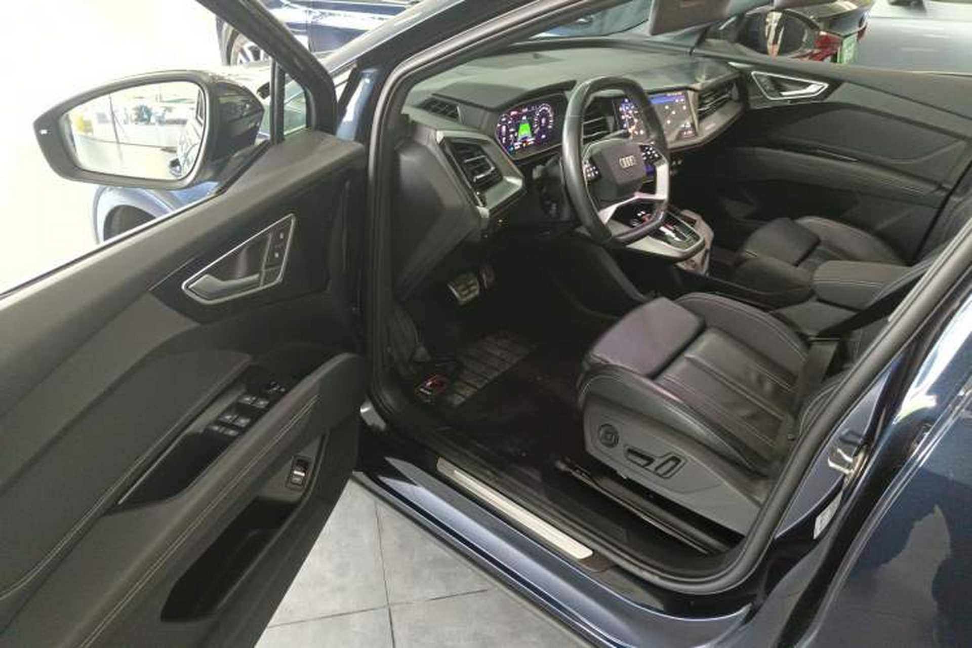 Used Audi Q4 e-tron 2022 40 e-tron Adventure Edition Driver Seat