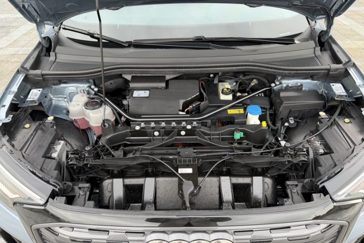 Used Audi Q4 e-tron 2022 50 e-tron quattro Creation Edition Engine Bay