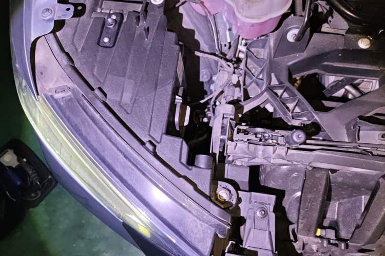 Used Audi Q4 e-tron 2022 40 e-tron First Edition Engine Bay Right