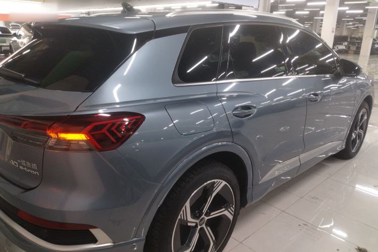 Used Audi Q4 e-tron 2022 40 e-tron First Edition Exterior 5