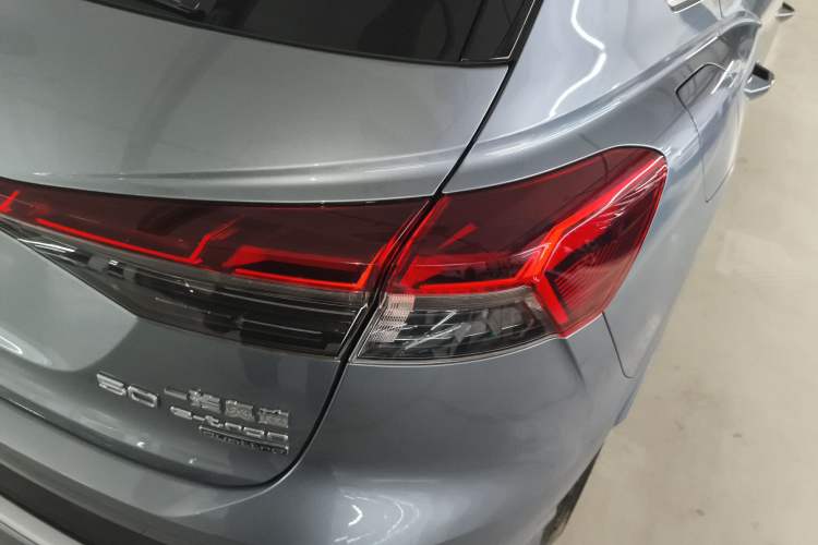Used Audi Q4 e-tron 2022 50 e-tron quattro Visionary Edition Exterior 6