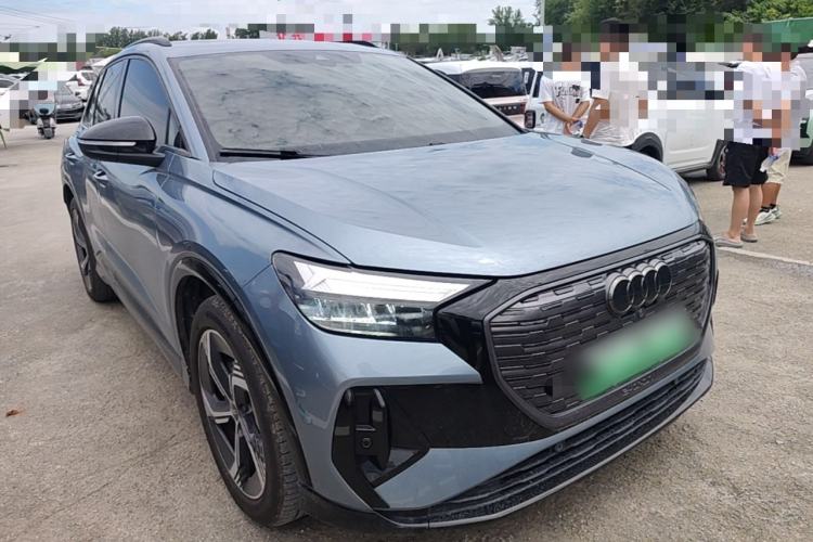 Used Audi Q4 e-tron 2022 40 e-tron Boundary Edition Front Right 45 Deg