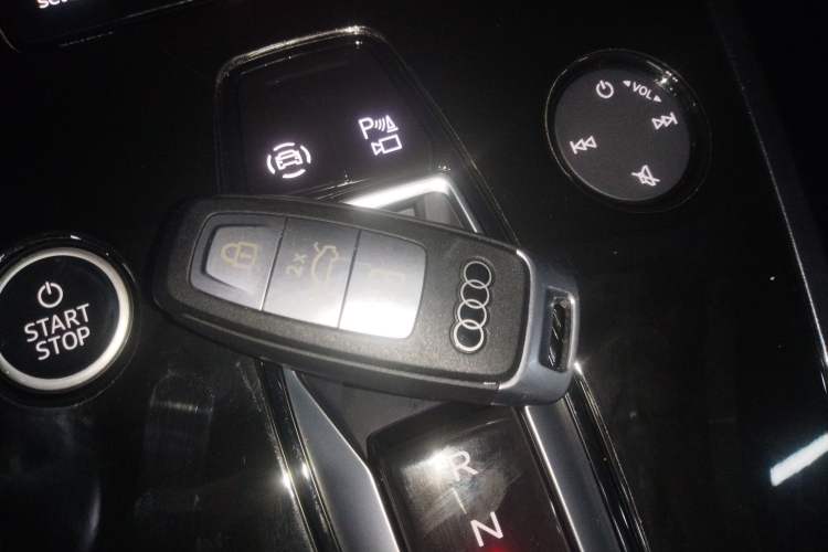 Used Audi Q4 e-tron 2022 40 e-tron First Edition Interior 1