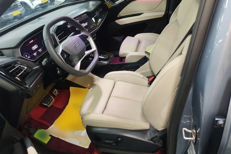 Used Audi Q4 e-tron 2022 40 e-tron Boundary Edition Left Front Seat