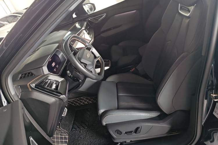Used Audi Q4 e-tron 2022 40 e-tron Adventure Edition Left Front Seat
