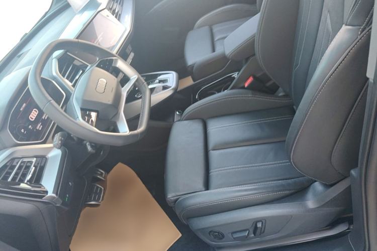 Used Audi Q4 e-tron 2022 40 e-tron Adventure Edition Left Front Seat