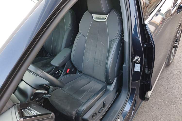 Used Audi Q4 e-tron 2022 40 e-tron Boundary Edition Left Front Seat