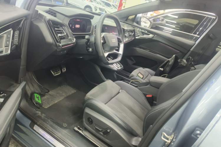 Used Audi Q4 e-tron 2022 40 e-tron Boundary Edition Left Front Seat
