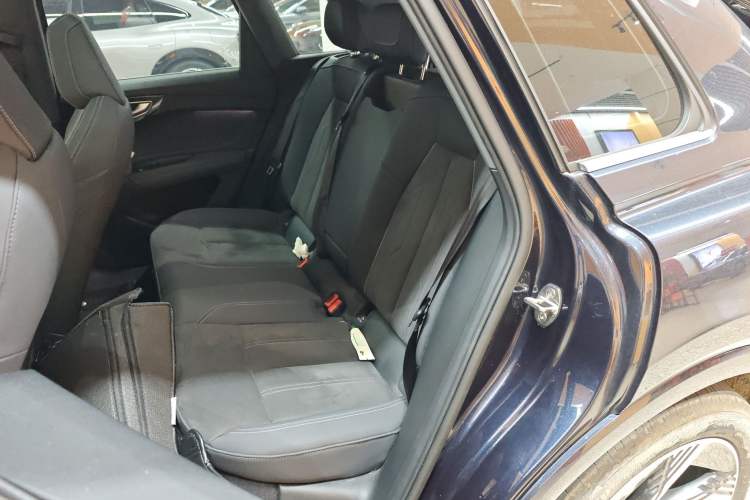Used Audi Q4 e-tron 2022 40 e-tron First Edition Left Rear Seat