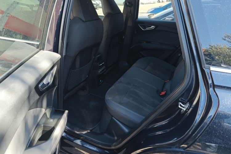 Used Audi Q4 e-tron 2022 50 e-tron quattro Visionary Edition Left Rear Seat