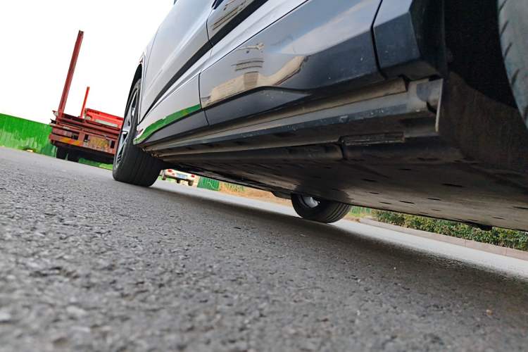 Used Audi Q4 e-tron 2022 40 e-tron Boundary Edition Left Side Sill