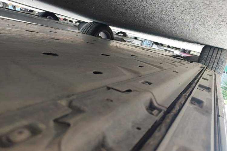 Used Audi Q4 e-tron 2022 40 e-tron Boundary Edition Left Side Sill