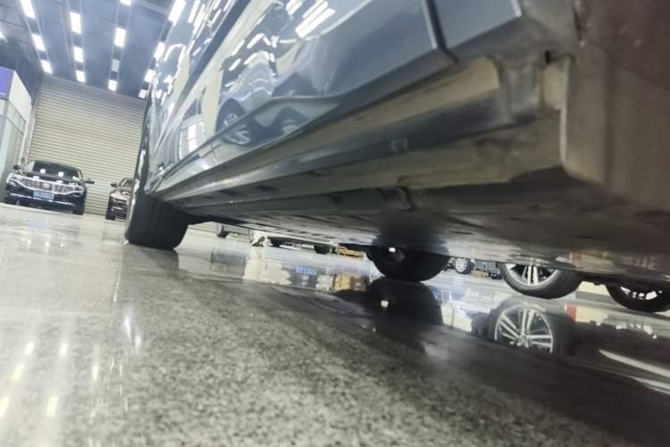 Used Audi Q4 e-tron 2022 40 e-tron Boundary Edition Left Side Sill