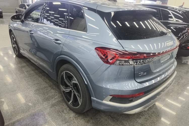 Used Audi Q4 e-tron 2022 40 e-tron Boundary Edition Rear Left 45 Deg