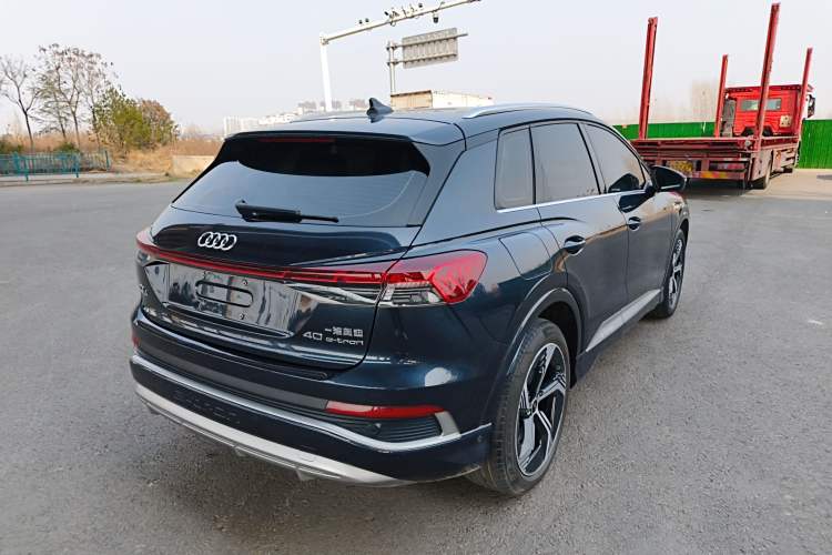 Used Audi Q4 e-tron 2022 40 e-tron Boundary Edition Rear Right 45 Deg