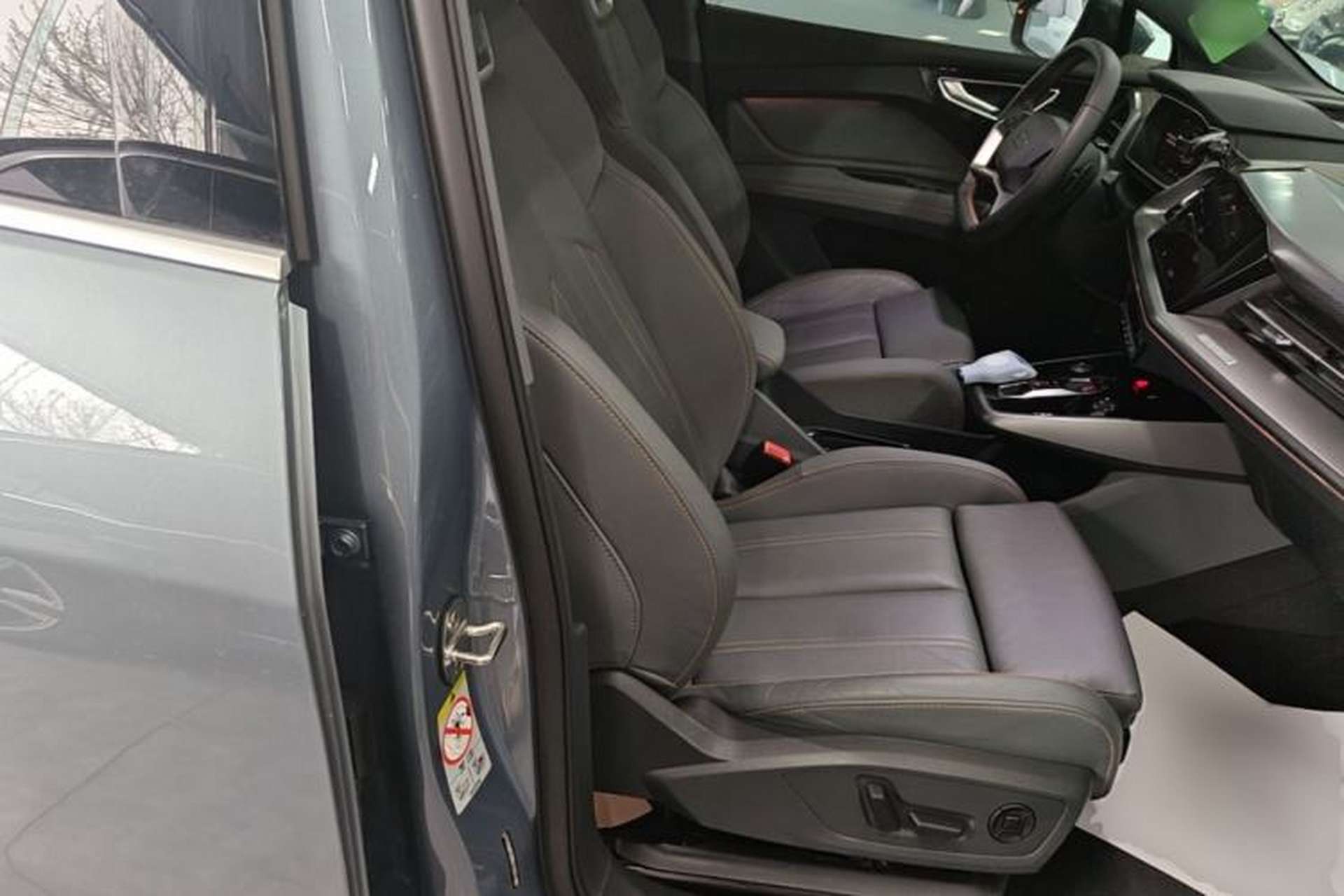 Used Audi Q4 e-tron 2022 40 e-tron Adventure Edition Right Front Seat