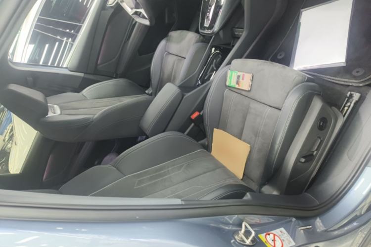 Used Audi Q4 e-tron 2022 40 e-tron Boundary Edition Right Front Seat