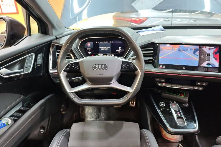 Used Audi Q4 e-tron 2022 40 e-tron First Edition Steering Wheel