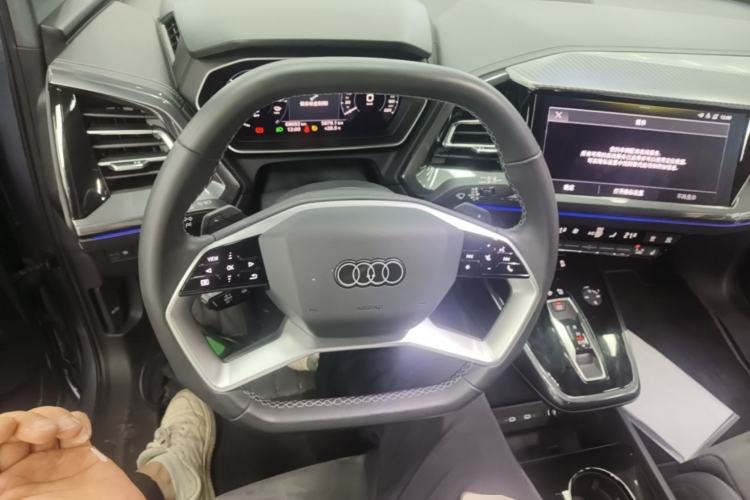 Used Audi Q4 e-tron 2022 40 e-tron Boundary Edition Steering Wheel