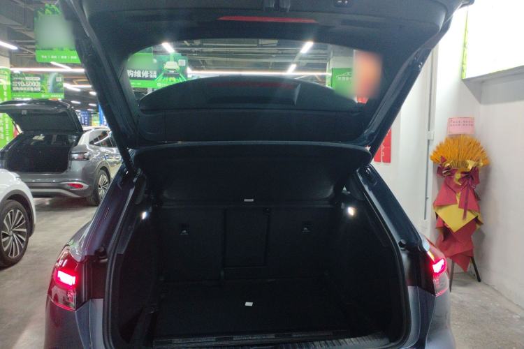 Used Audi Q4 e-tron 2022 50 e-tron quattro Visionary Edition Trunk