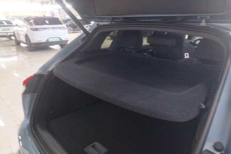 Used Audi Q4 e-tron 2022 40 e-tron First Edition Trunk