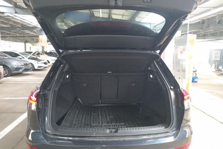 Used Audi Q4 e-tron 2022 40 e-tron Boundary Edition Trunk