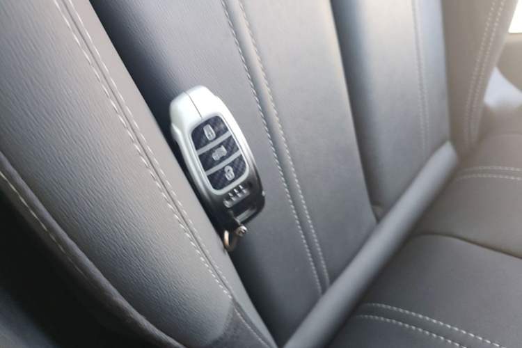 Used Audi Q4 e-tron 2022 40 e-tron Adventure Edition Vehicle Key