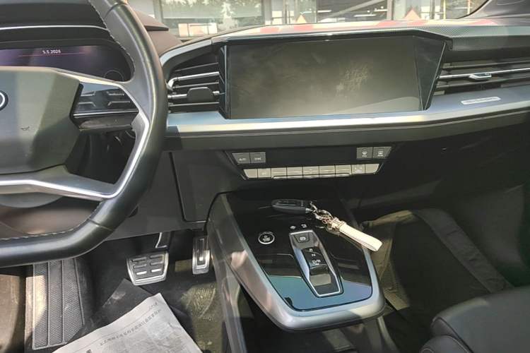 Used Audi Q4 e-tron 2022 40 e-tron Adventure Edition Audio And AC Panel