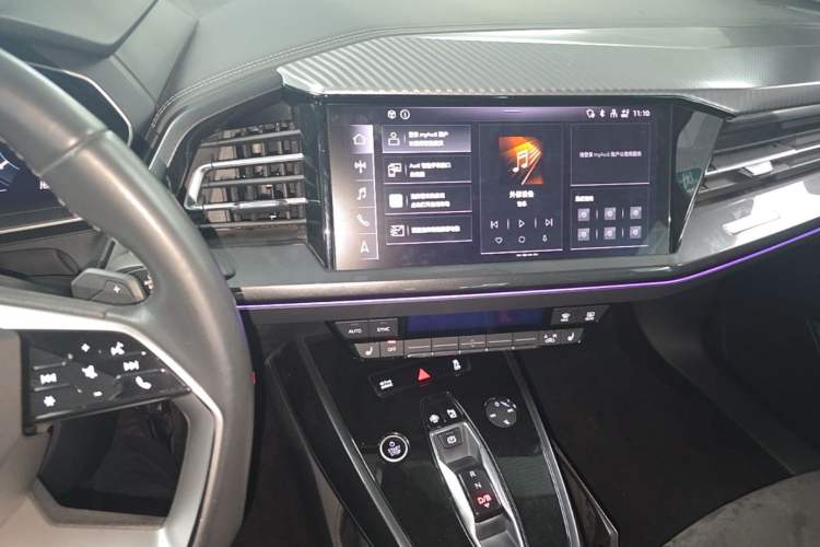 Used Audi Q4 e-tron 2022 40 e-tron Boundary Edition Audio And AC Panel