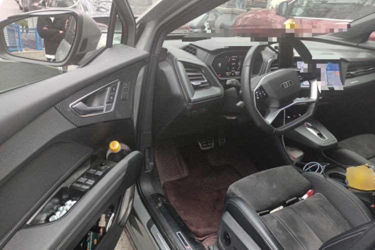 Used Audi Q4 e-tron 2022 40 e-tron Boundary Edition Driver Seat