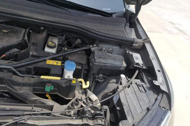 Used Audi Q4 e-tron 2022 50 e-tron quattro Visionary Edition Engine Bay Left