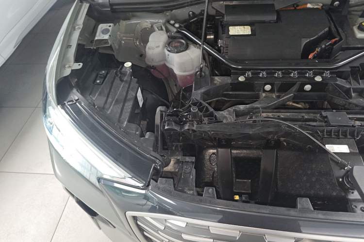 Used Audi Q4 e-tron 2022 40 e-tron Boundary Edition Engine Bay Right