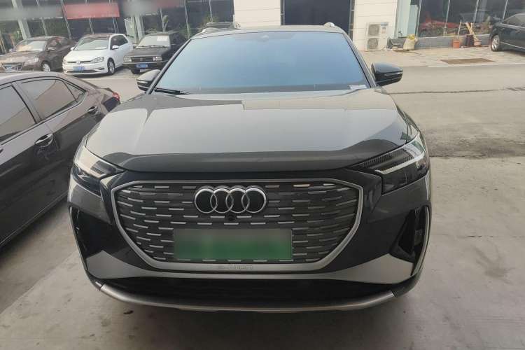 Used Audi Q4 e-tron 2022 50 e-tron quattro Visionary Edition Exterior 1