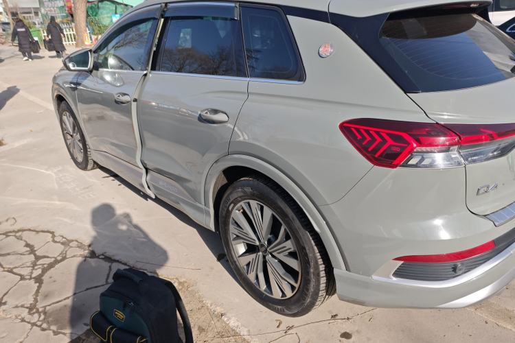 Used Audi Q4 e-tron 2022 40 e-tron Adventure Edition Exterior 3