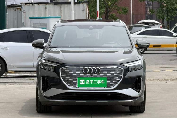 Used Audi Q4 e-tron 2022 40 e-tron Adventure Edition Front