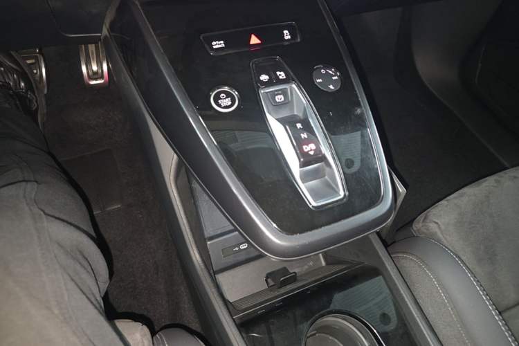 Used Audi Q4 e-tron 2022 40 e-tron Boundary Edition Gear Lever