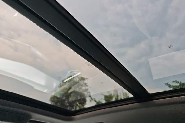 Used Audi Q4 e-tron 2022 50 e-tron quattro Visionary Edition Headliner