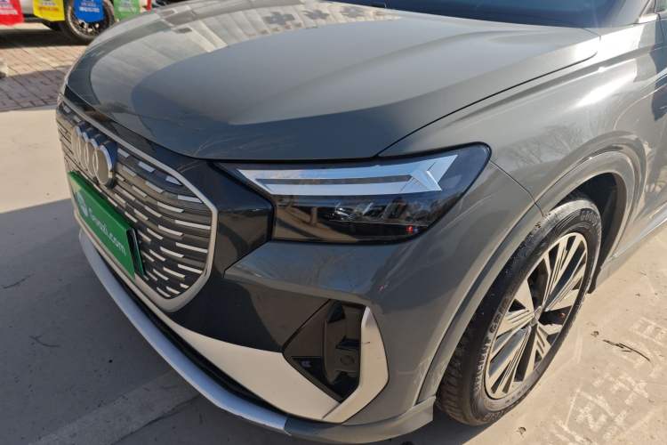 Used Audi Q4 e-tron 2022 40 e-tron Adventure Edition Left Front Headlight