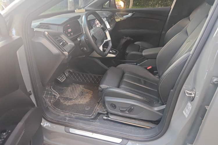 Used Audi Q4 e-tron 2022 40 e-tron Adventure Edition Left Front Seat
