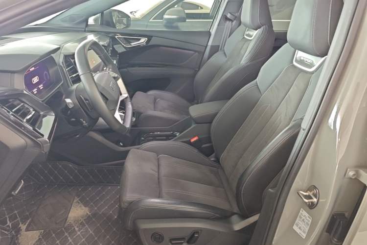 Used Audi Q4 e-tron 2022 40 e-tron Boundary Edition Left Front Seat