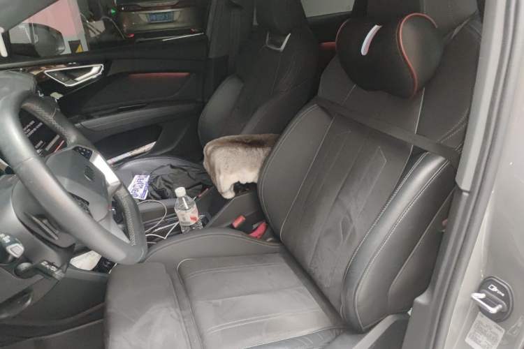 Used Audi Q4 e-tron 2022 50 e-tron quattro Visionary Edition Left Front Seat
