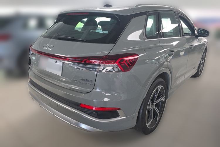 Used Audi Q4 e-tron 2022 40 e-tron Boundary Edition Rear Right 45 Deg
